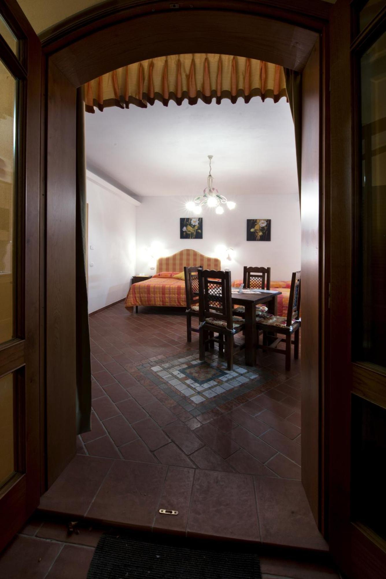 Hotel Cecco Di Nara Massarosa Habitación foto