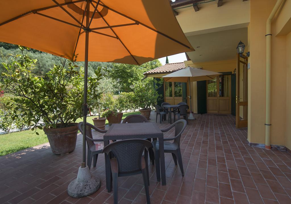 Hotel Cecco Di Nara Massarosa Exterior foto